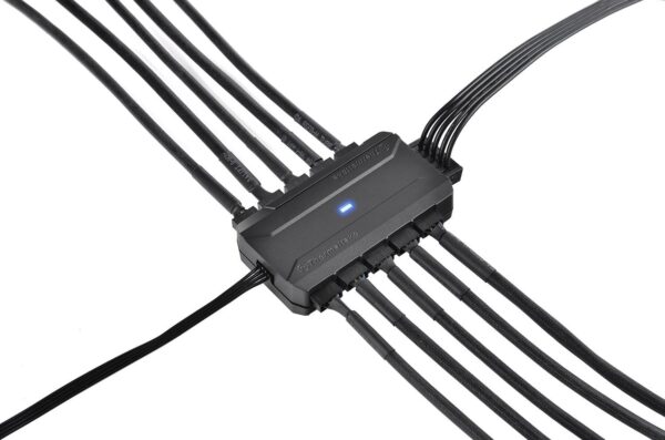 Thermaltake Commander FP SATA Powered 10 Port 4-Pin PWM Fan Hub AC-023-AN1NAN-A1, 3.2 x 1.7 x 0.7 inches - Image 2